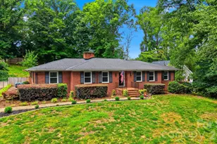 115 Wedgewood Dr, Morganton, NC 28655 - Photo 2