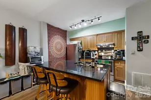 72 Owens Bell Ln, Asheville, NC 28801 - Photo 10