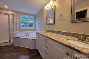 5908 Bonny Bridge Ct, Charlotte, NC 28278 - Photo 22