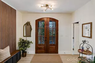 16 Tanglewood Rd, Lake Wylie, SC 29710 - Photo 2