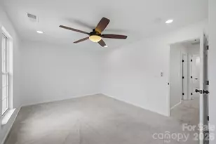 11705 Fiddlers Roof Ln, Charlotte, NC 28277 - Photo 18