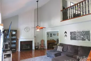 1843 Tanfield Dr, Matthews, NC 28105 - Photo 2
