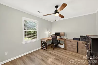 8610 Brookstead Drive, Charlotte, NC 28215 - Photo 34