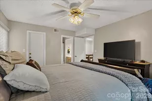 1608 Sharon Rd W, Charlotte, NC 28210 - Photo 12