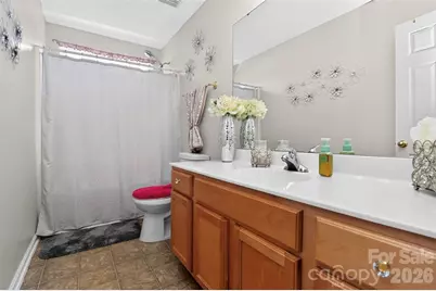 7613 Deluca Drive, Charlotte, NC 28215 - Photo 32