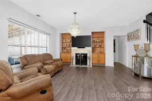7613 Deluca Dr, Charlotte, NC 28215 - Photo 10