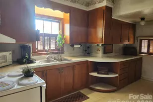 29 Brookwood Ave NW, Concord, NC 28025 - Photo 16