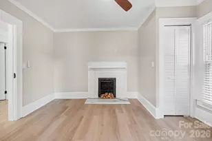 1601 Lawing Rd, Charlotte, NC 28216 - Photo 8
