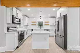 1601 Lawing Rd, Charlotte, NC 28216 - Photo 12