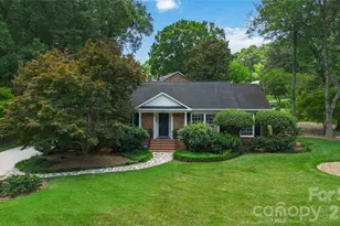 3900 Riverbend Rd, Charlotte, NC 28210 - Photo 2