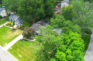3900 Riverbend Rd, Charlotte, NC 28210 - Photo 32