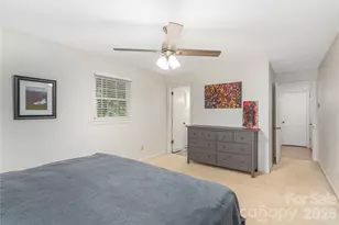 142 Whisperwood Dr, Hendersonville, NC 28791 - Photo 20