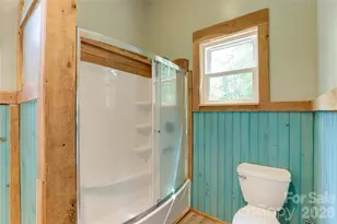 435 Mountain Cv Rd, Marshall, NC 28753 - Photo 32