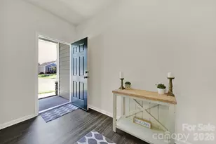 191 Willow Valley Dr, Mooresville, NC 28115 - Photo 2