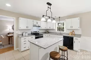 730 Fredricksburg Rd, Matthews, NC 28105 - Photo 16