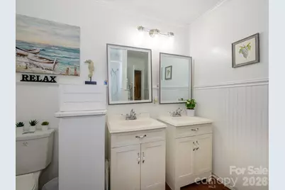 1300 Bevis Drive, Charlotte, NC 28209 - Photo 28