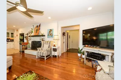 1300 Bevis Drive, Charlotte, NC 28209 - Photo 24