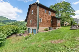 210 Tanner Trail, Waynesville, NC 28785 - Photo 4