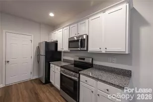 142 S Bell Ave, Albemarle, NC 28001 - Photo 16