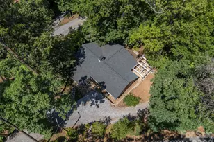 415 E Lakeshore Dr, Landrum, SC 29356 - Photo 32