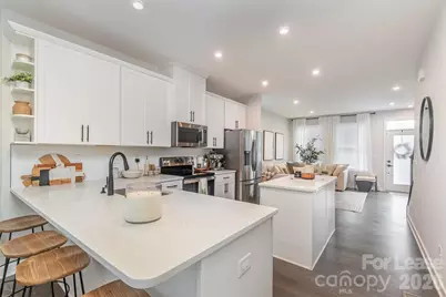 4742 Chastain Avenue, Charlotte, NC 28217 - Photo 6