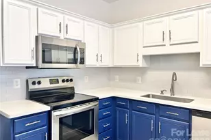 119 Ross Moore Ave, Charlotte, NC 28205 - Photo 6