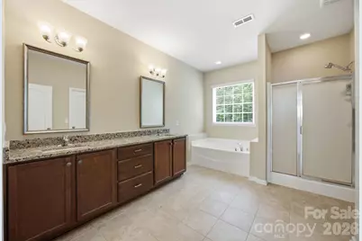 14711 Brannock Hills Drive, Charlotte, NC 28278 - Photo 18