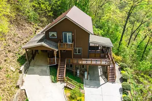 1602 Forest Run Rd, Whittier, NC 28789 - Photo 4
