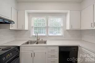 4609 Coronado Dr, Charlotte, NC 28212 - Photo 10
