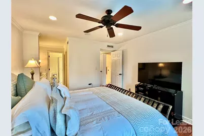 1323 Queens Road #417, Charlotte, NC 28207 - Photo 12