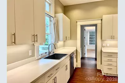 911 E Worthington Avenue, Charlotte, NC 28203 - Photo 18