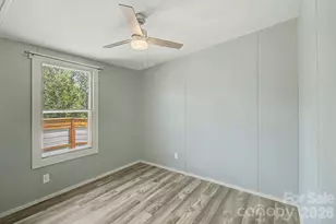 1011 Reed St, Asheville, NC 28804 - Photo 30