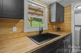 1011 Reed St, Asheville, NC 28804 - Photo 14