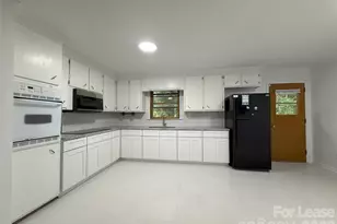 4001 Peggy Ln, Mint Hill, NC 28227 - Photo 4