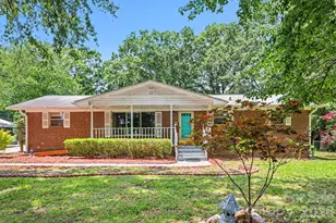 953 Twin Lakes Rd, Rock Hill, SC 29732 - Photo 1