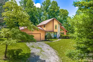 340 Sugar Hollow Rd, Fairview, NC 28730 - Photo 2