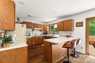 340 Sugar Hollow Rd, Fairview, NC 28730 - Photo 16