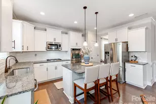11013 Charmont Pl, Huntersville, NC 28078 - Photo 6