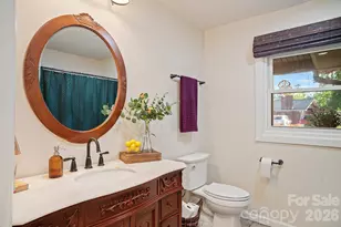 98 N Pinecrest Ln, Hendersonville, NC 28739 - Photo 24