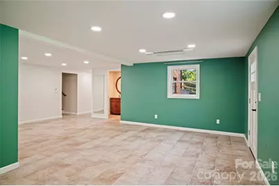 98 N Pinecrest Lane, Hendersonville, NC 28739 - Photo 38