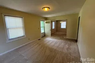 620 Rutherford Rd, Marion, NC 28752 - Photo 6