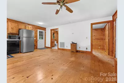 549 Henderson Street, Saluda, NC 28773 - Photo 6