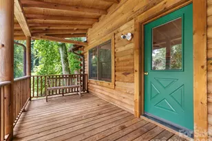 549 Henderson St, Saluda, NC 28773 - Photo 14