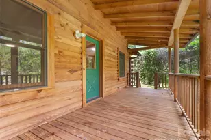 549 Henderson St, Saluda, NC 28773 - Photo 16