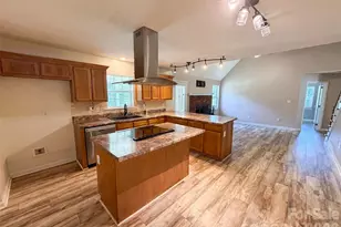 311 Hickory Wood Dr, Kannapolis, NC 28083 - Photo 2