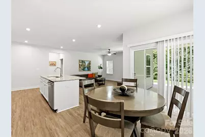 10038 Lilac Court, Charlotte, NC 28215 - Photo 10
