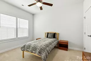 10038 Lilac Ct, Charlotte, NC 28215 - Photo 18