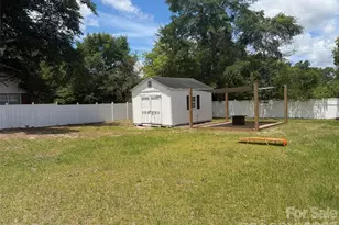 316 S Matson St, Kershaw, SC 29067 - Photo 2