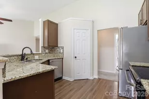 144 Golden Valley Dr, Mooresville, NC 28115 - Photo 8