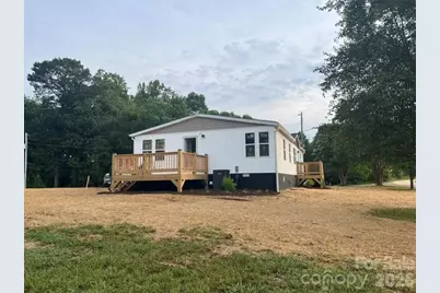 204 A L Fox Road, Taylorsville, NC 28681 - Photo 2